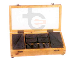 > </div>
<div class=